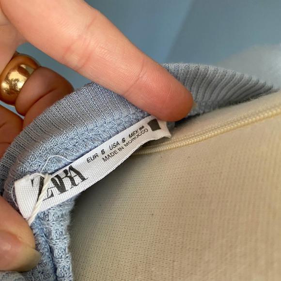 Zara light blue textured weave midi dress with button down front and waist tie - Picture 10 of 10